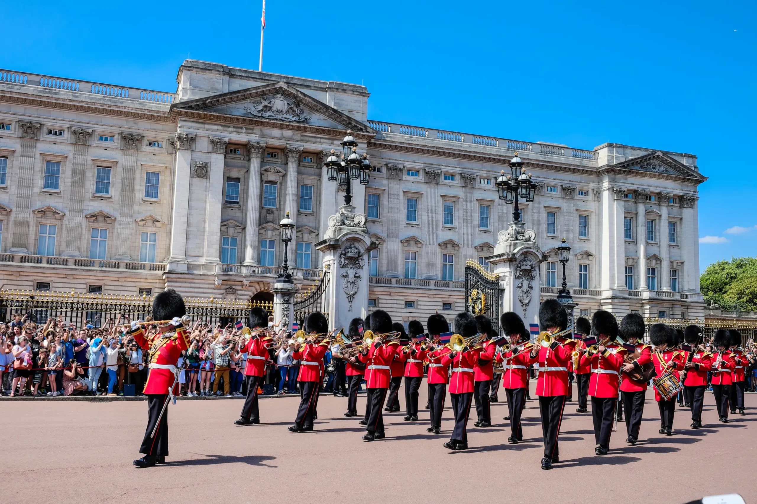 british-royal-guards-and-the-military-band-perform-2024-11-28-10-51-23-utc