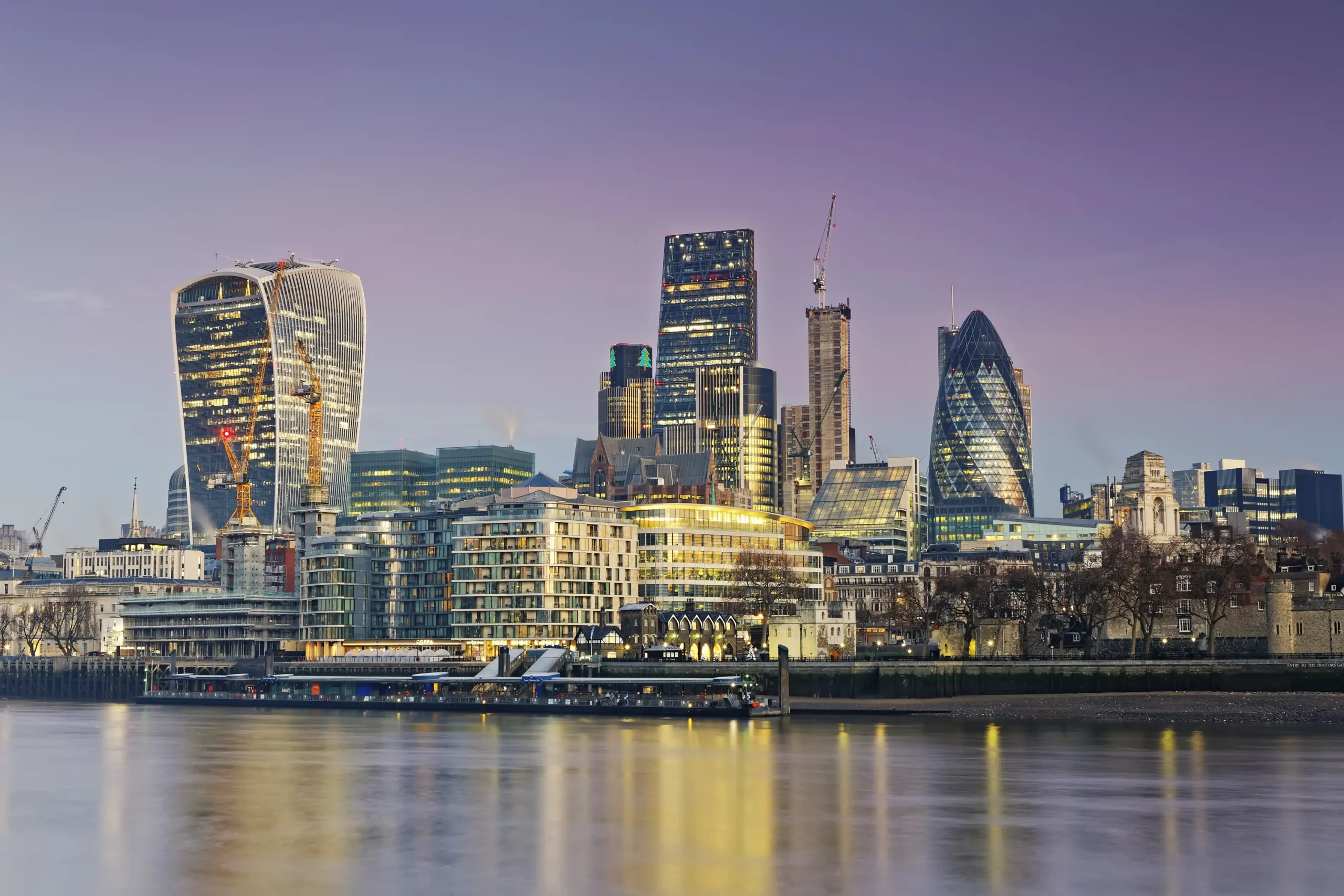 uk-london-skyline-with-office-towers-at-dusk-2024-09-14-16-25-21-utc